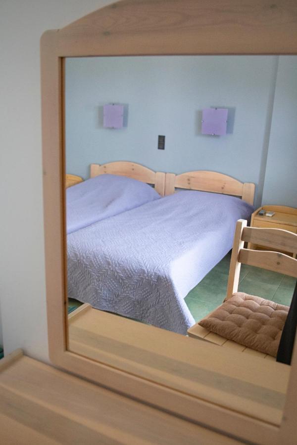 Eri Rooms To Let Raches  Экстерьер фото